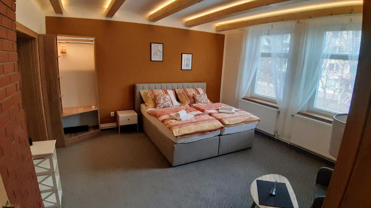 Three Apartment Франтишкови-Лазне Экстерьер фото